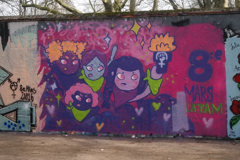Feministiskt konstverk på den lagliga graffitiväggen vid Malmö Folkets park